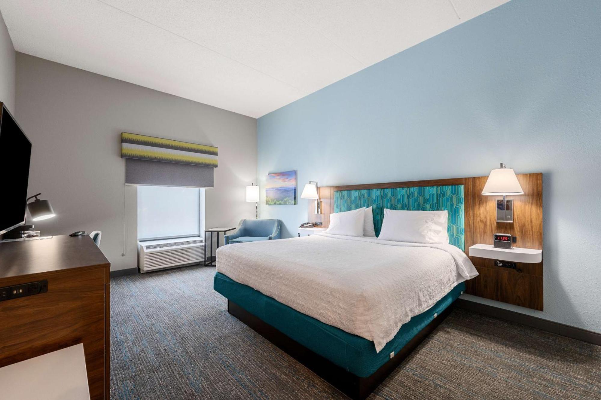 Hampton Hotel 3*